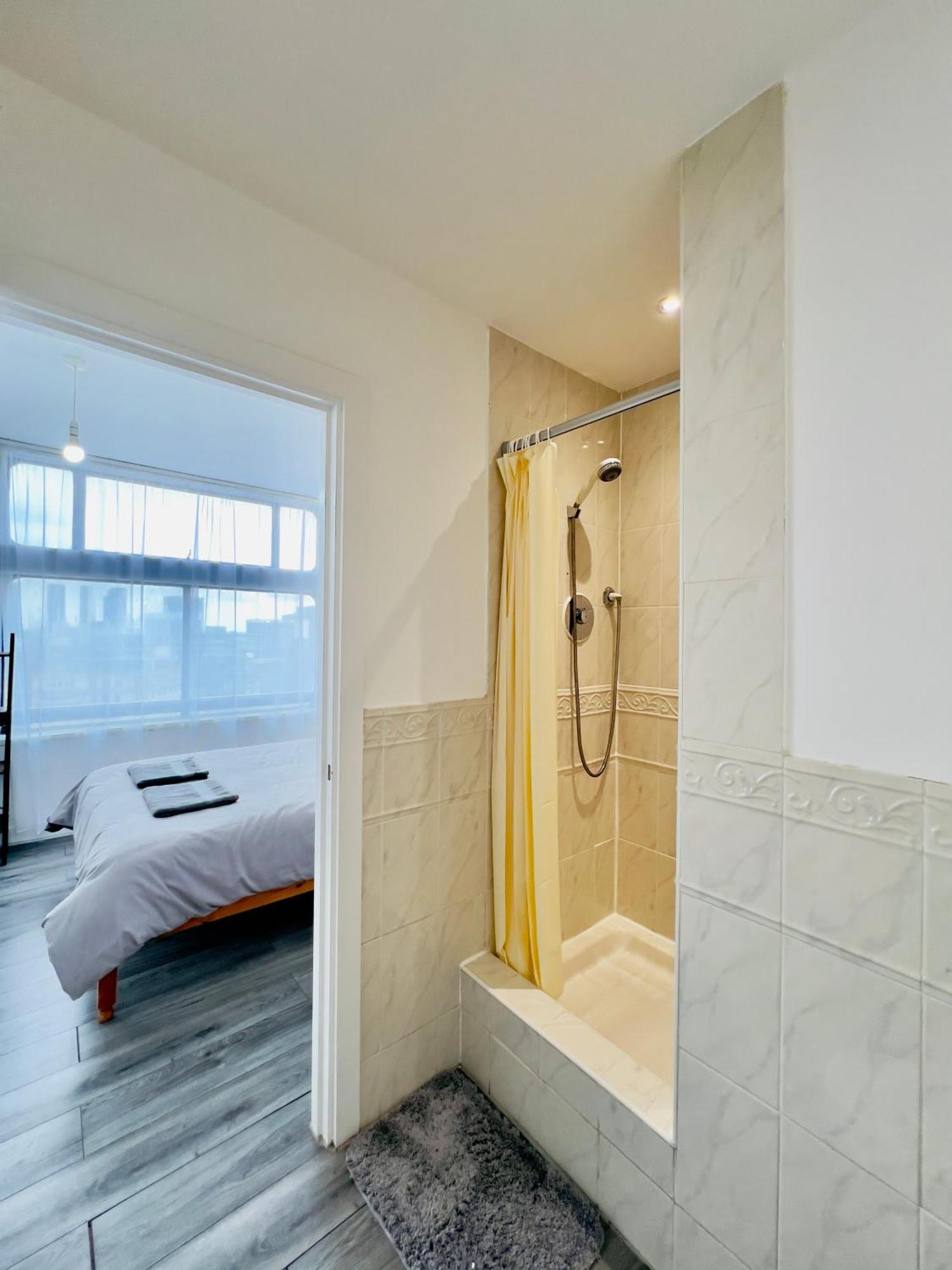 Ch Manchester City Centre Apartment - Sleeps 5 Buitenkant foto